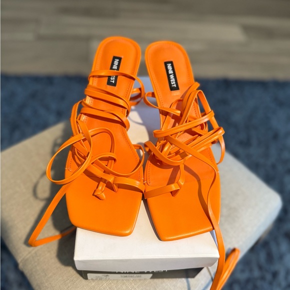 Nine West Orange Sandals Vibrant Strappy Design - Picture 3 of 14